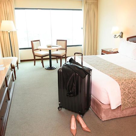 Los Tallanes Hotel & Suites Lima Exterior foto