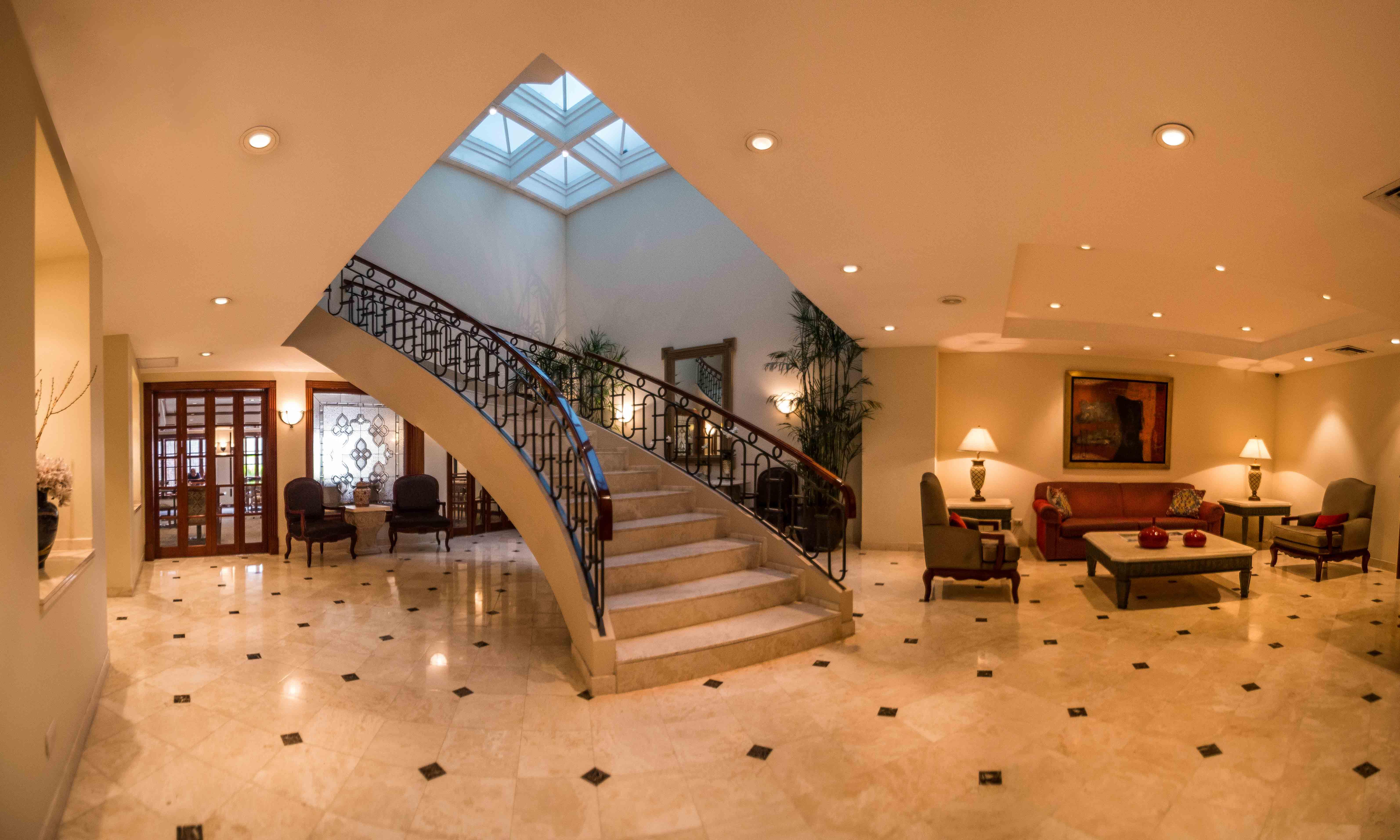 Los Tallanes Hotel & Suites Lima Exterior foto