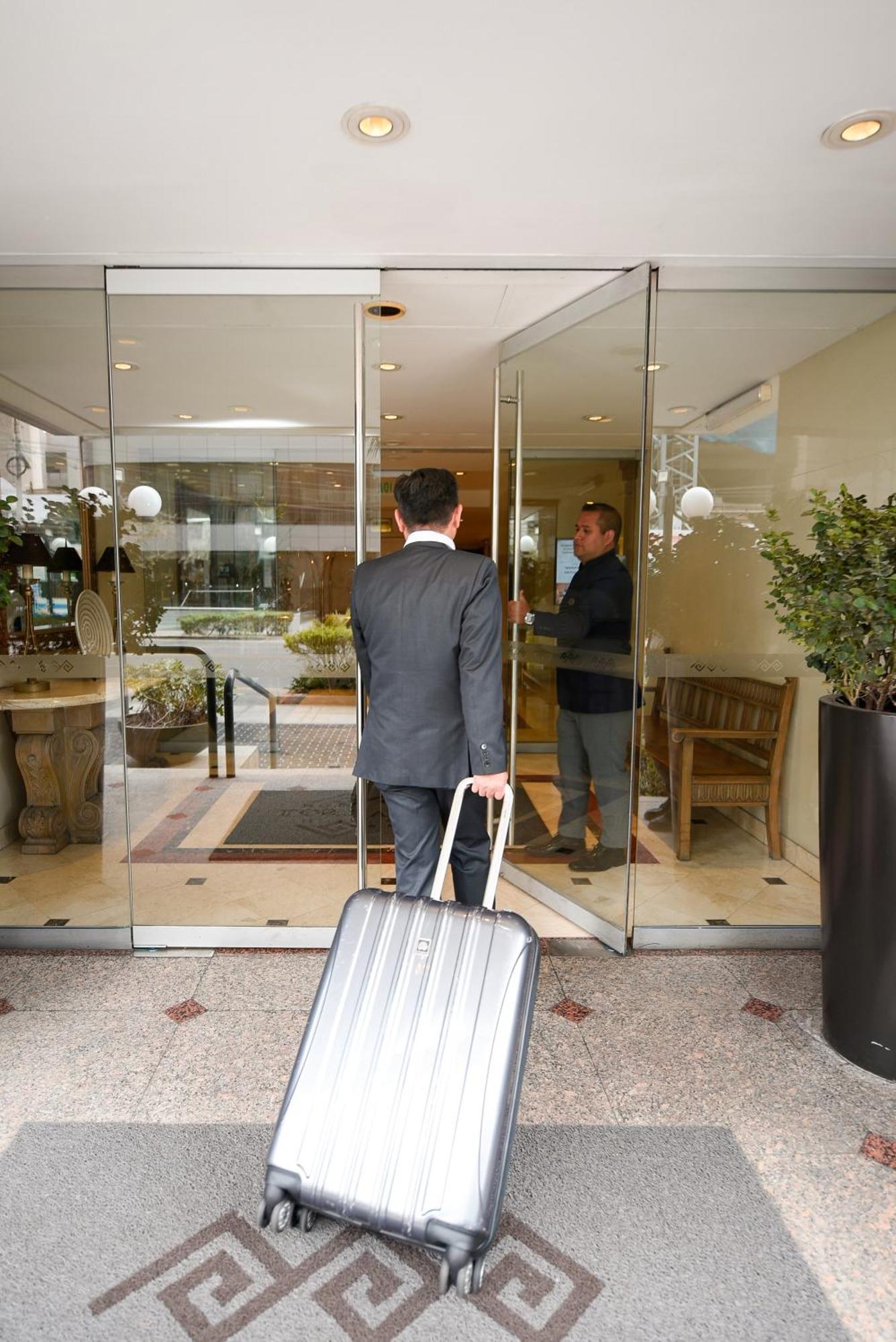 Los Tallanes Hotel & Suites Lima Exterior foto